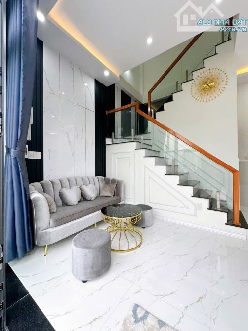 NHÀ TRỆT LẦU HIỆN ĐẠI NHÁNH Đ.NGUYỄN VĂN LINH GẦN CÂY XĂNG SỐ 9, CHỢ BÀ BỘ, LONG TUYỀN, CT - 1