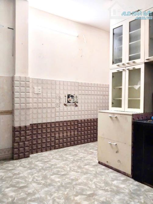 Quận 11-Nhà đẹp-Giáp Quận 10-Hẻm rộng sát MT Lê Thị Bạch Cát-P11-40m2-4x10-4tầng-3PN - 1