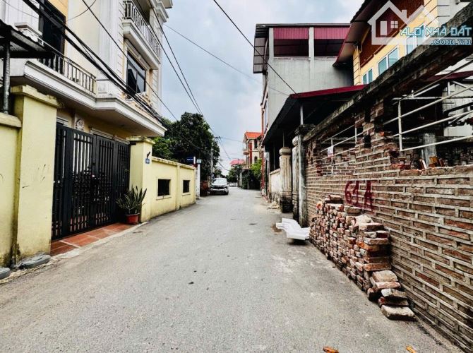 Bán đất Ỷ Lan, Gia Lâm 105m2, mt 5.2m, ô tô tránh, thông, 7.4 tỷ - 1