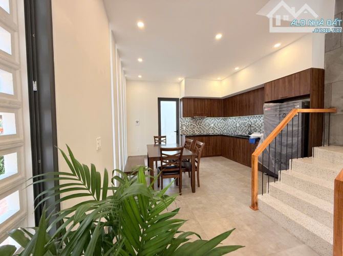 Nhà 3 lầu hẻm 19/5 , góc 2mt, trước nhà đường qh 24m, cách 19/5 chỉ 30m - cách Mai Thị Lựu - 1