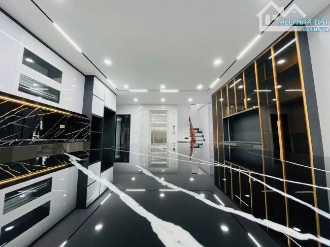 BÁN NHÀ TAM TRINH – 56m², GIÁ 23.2 TỶ – PHÂN LÔ VỈA HÈ – Ô TÔ TRÁNH – THANG MÁY - 1