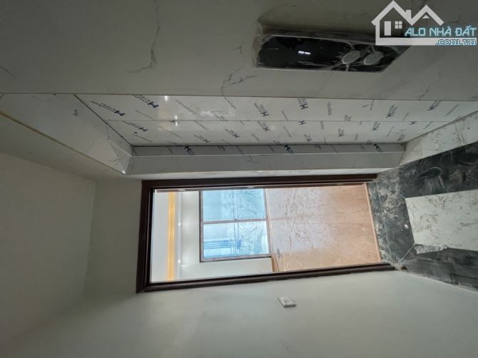 Siêu phẩm 6 tầng thang máy Ô TÔ đỗ cửa - 1