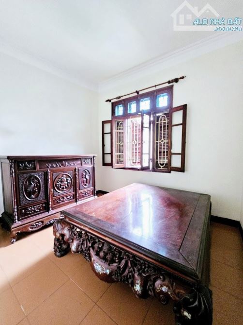 Bán nhà đẹp Hoàng Văn Thái! 50m2 x 4 tầng chỉ 12..tỷ - Phân lô quân đội, ngõ thông thoáng - 1