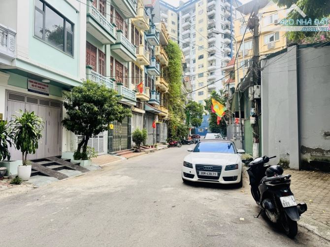 KĐT Đại Kim, Hoàng Mai. DT: 53m, 6 tầng, thang máy, kinh doanh, thông oto, giá 23.9 tỷ - 1