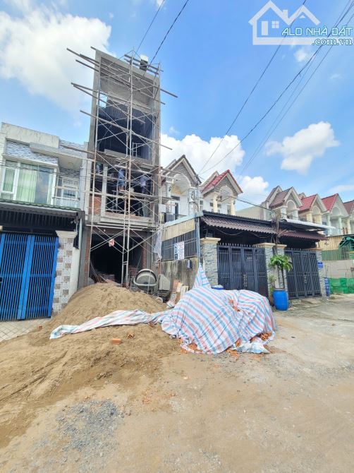 Bán nhà 1 trệt 2 lầu Hoàn Công, full nội thất p.Đông Hòa Tp.Dĩ An chỉ 6ty500 TL M7790 - 1