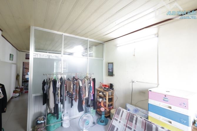 B.ÁN NH.À  SÁT HẺM OTO - 47M2 -GẦN NGÃ 4 BẢY HIÊN - KHU VỰC AN NINH  Cách Mạng Tháng 8 giá - 1