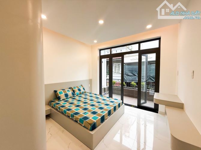 NHÀ ĐẸP BÌNH THẠNH • VỊ TRÍ TIỀM NĂNG • NƠ TRANG LONG • 50m2 • HXH ĐỔ CỬA • 3PN. - 1