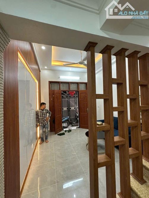 DUY NHẤT MỘT CĂN – GIÁ RẺ NHẤT NAM TỪ LIÊM CÒN SÓT LẠI - DT33M2 x 5 TẦNG - GIÁ 6 TỶ NHỎ - 1