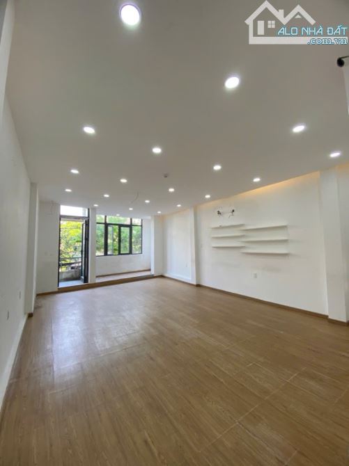 🎉🎉Toà nhà 2 tầng Để trống 2 tầng làm văn phòng ok - 1