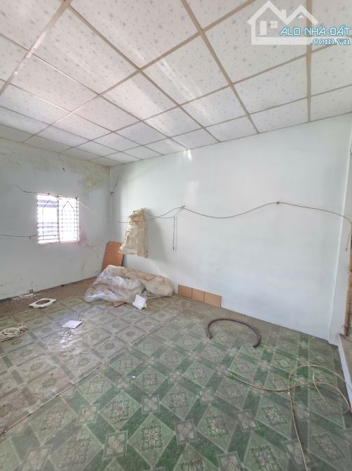 2Tỷ750__103m2 🔥👉 Mua 1 được 2, Nhà Kế bên Chợ Dĩ An 1__hẻm ba gác gần Trần Quang Khải - 11