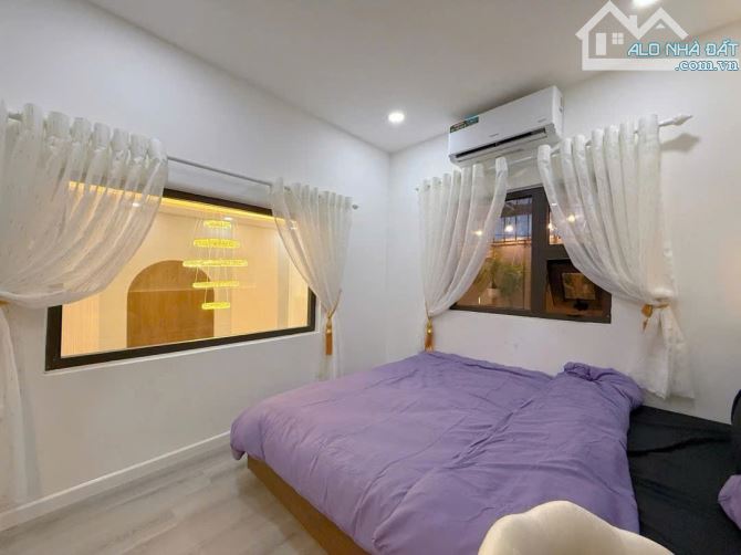 Nhà mới Nguyễn Chí Thanh - MT ngang 6m3 - nhà đẹp ngay đầu kiệt như hình - 12