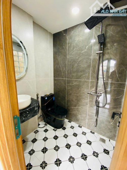 🚗 NHÀ ĐẸP 5 TẦNG – PHAN HUY ÍCH – 78M² – GIÁ CHỈ 7.2 TỶ 🌿  📐 Diện tích: 78m² - 12