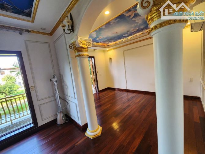 BÁN BIỆT THỰ SAO ĐỎ – VIEW CÔNG VIÊN – ĐÓN DỰ ÁN HẦM CHUI NGÔ GIA TỰ – GIÁ CHỈ 11,98 TỶ - 12