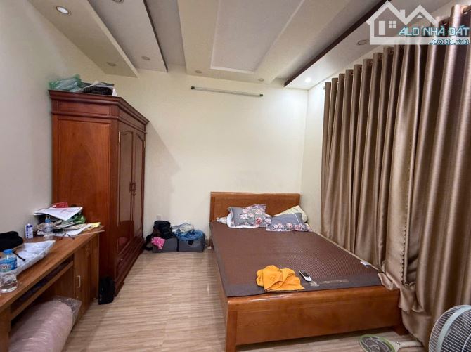 Bán căn nhà lô góc độc lập 3 mặt thoáng - 13