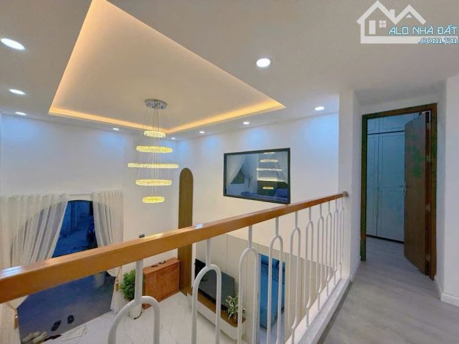 Nhà mới Nguyễn Chí Thanh - MT ngang 6m3 - nhà đẹp ngay đầu kiệt như hình - 13