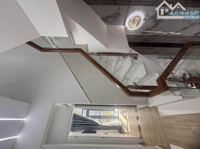 🍀 Siêu  Phẩm TÔ HIỆU - 3 TẦNG MỚI ĐẸP - 32M2 -3 PN - Giá nhỉnh 5️⃣Tỷ - 16