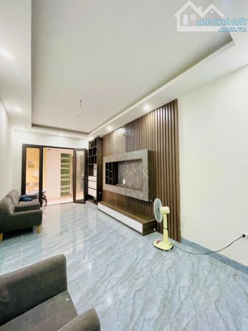 Bán Nhà Tam Trinh - Đền Lừ - Hoàng Mai, 39m2 xây 5 tầng thang máy, Ngõ nông, 20m ra ô tô, - 2