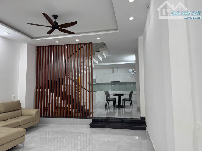 Bán nhà hẻm xe hơi 61 Bình Gĩa P13 Q.TB - DT: 5mx16m - 4 tầng mới -giá 14,5 tỷ TL - 2