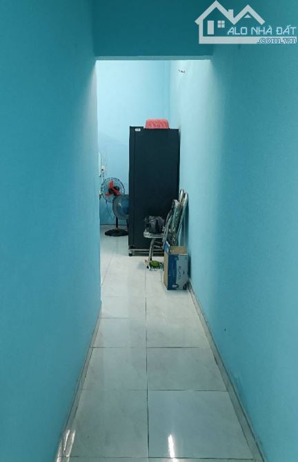Bán nhà Q12 gần chợ Hiệp Thành - Dt 76m2 - Nhà mới - Hẽm xe hơi - chỉ hơn 4Đông. - 2