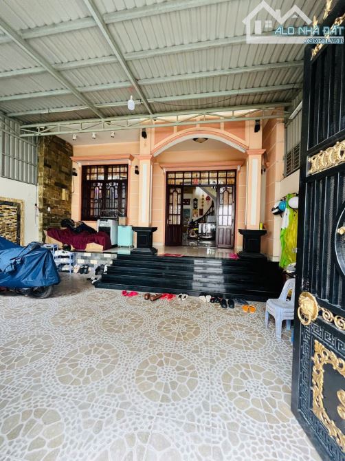 NHÀ ĐẸP NHƯ BIỆT THỰ 7 x 28M, 3 TẦNG, 7PN, Ô TÔ NGỦ SÂN, NGAY NGUYỄN DUY TRINH, CHỈ 9 TỶ - 2