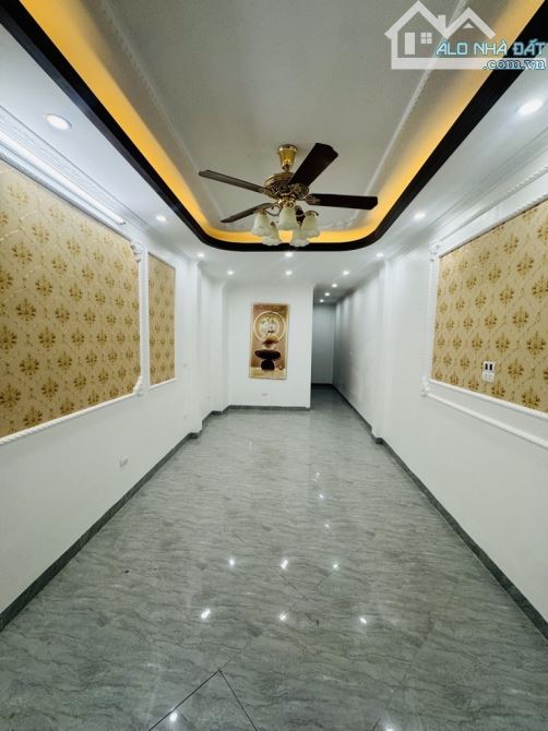 PHÚ DIỄN 37M2/6TẦNG/MT 3,9 M/ 9,95 TỶ - 2