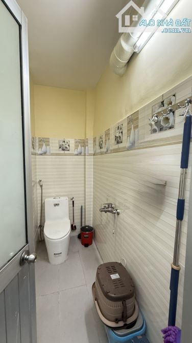 TÂN KỲ TÂN QUÝ 💥🚀 DT: 60M2 ( 4 X 16 ) 4 TẦNG - 4PN - HẺM XE HƠI - SỔ VUÔNG VỨC -8.2TỶ - 2