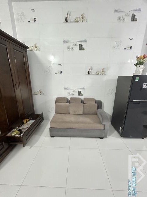 🏡 NHÀ HIẾM GẦN MẶT PHỐ NGUYỄN VĂN LINH – THẠCH BÀN, LONG BIÊN – GIÁ CHỈ 5.08 TỶ 🏡 - 2