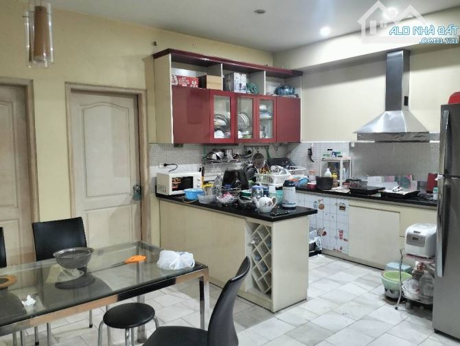 BÁN CĂN HỘ CHUNG CƯ LẠC TRUNG 130M2- CĂN GÓC CỰC THOÁNG - DIỆN TÍCH CỰC RỘNG - CÓ 3 BAN CÔ - 2