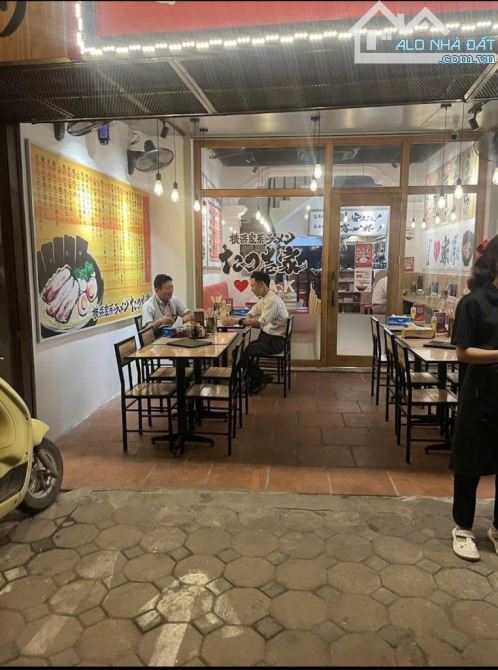 Mặt phố Phan Kế Bính 80m2, 4 tầng đẹp, mặt tiền 4.8m vỉa hè 5m kinh doanh đỉnh giá 35 tỷ - 2