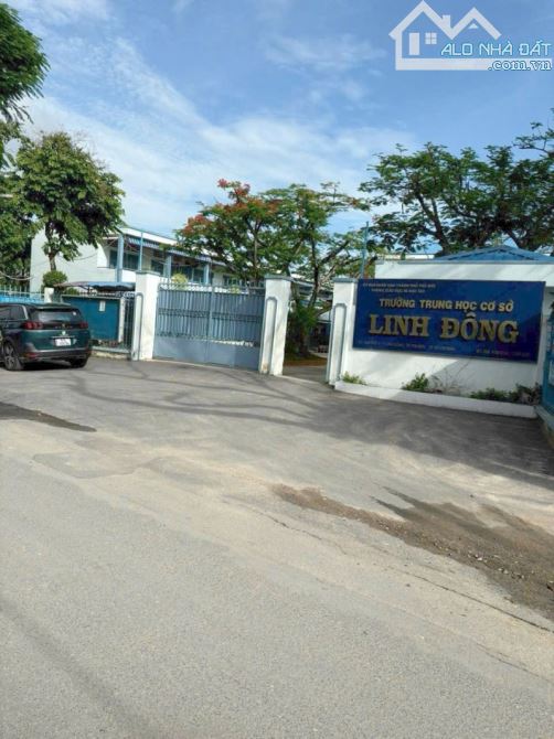 Bán Đất Full Thổ Cư Hẻm Xe Hơi Tránh 60m2 Nở Hậu Chỉ 5,9 Tỷ Gần Trường Học Linh Đông - 2