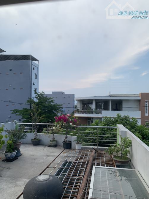 Mặt tiền đường Tú Mỡ, vừa ở vừa kinh doanh rất thuận lợi - 2