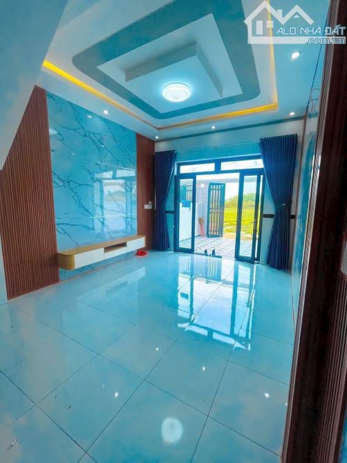 Bán gấp căn nhà 1 lầu 1 trệt sổ hồng riêng thổ cư full - 2
