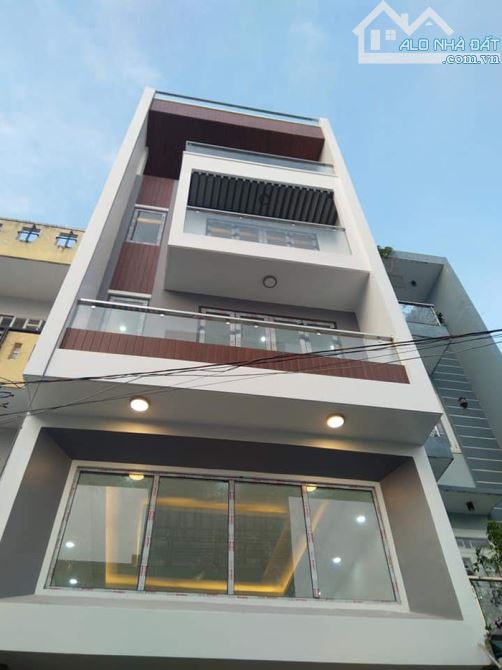 HẠ GIÁ 18 TỶ VỀ 16 TỶ NHÀ MT ĐƯỜNG PHAN VĂN HÂN,P17,Q BÌNH THẠNH,DT 5,5 X 15. - 2