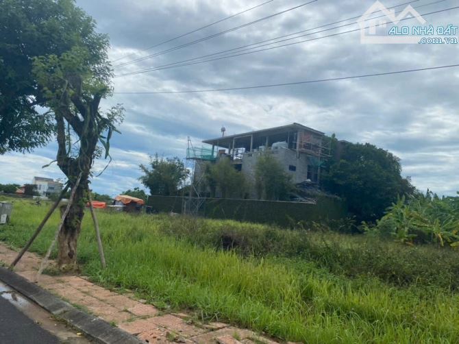 Chủ cần bán nhanh lô đất 3MT Khu Biệt Thự Đảo Nổi. Đối diện Công Viên- View Sông DT: 435m2 - 2