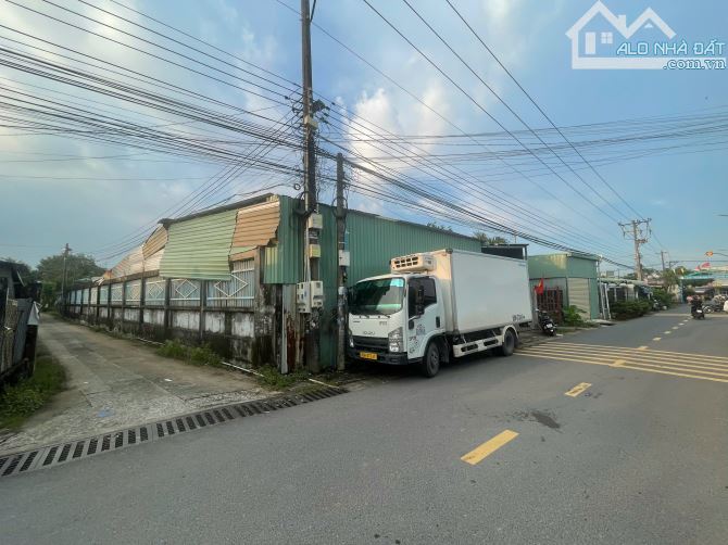 Bán đất lô góc 1176m2 mặt tiền đường Bình Hòa - Cây Dương - (Nay Phường Tân Triều) - 2