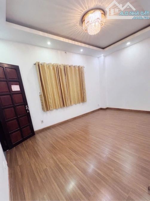 Bán CHCC Đồng Diều P4 Q8. 76m2 2.85 tỷ - 2