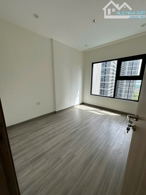 CHO THUÊ CĂN HỘ 1 PHÒNG NGỦ + TẠI TÒA BS8 – VIEW HỒ BƠI, HƯỚNG ĐÔNG NAM – GIÁ TỐT - 2
