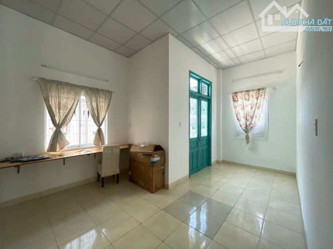 CHO THUÊ NHÀ 2 TẦNG  KIỆT NGUYỄN TRƯỜNG TỘ. HẢI CHÂU,ĐÀ NẴNG_10TR - 2