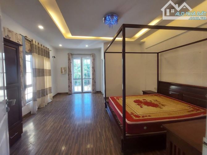 Bán nhà biệt thự trung tâm cỗ Hội An - 2