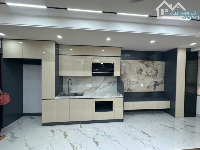 BÁN NHÀ TRẦN DUY HƯNG  CẦU GIẤY - NHÀ MỚI - THANG MÁY - Ô TÔ - GẦN PHỐ - 48M2, 6 TẦNG - 2