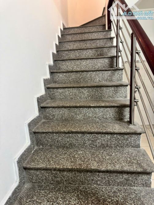🏡 Nhà 3 tầng Hồ Đá – Sở Dầu, Hồng Bàng | Ô tô đỗ cửa – chỉ 2.1 tỷ, thoả thuận mạnh 🔥 - 2