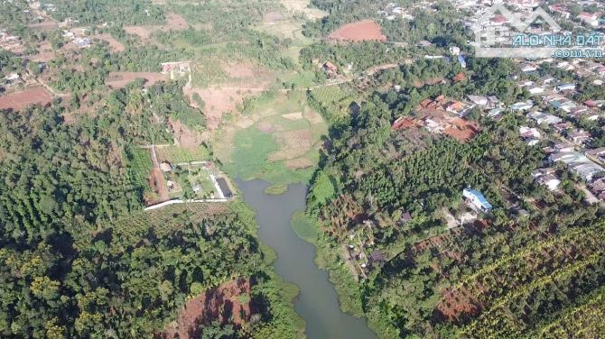 Bán 5,7 sào đất thổ cư view hồ Đạt Lý - 2