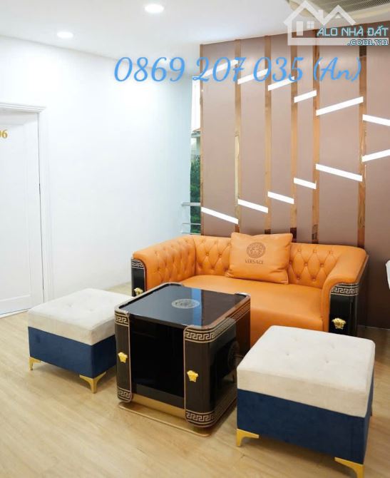Góc 2MT Trần Quốc Toản Quận 3 DT 10x16m 4 lầu giá thuê 320 triệu - 2