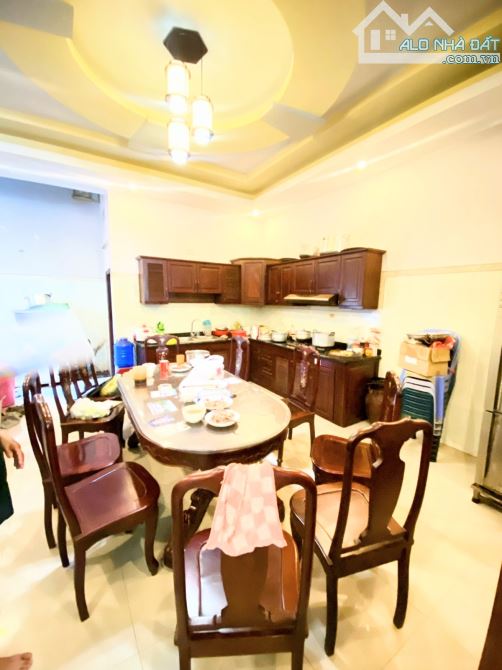 HẺM TO HƠN MẶT TIỀN – LÊ ĐỨC THỌ, P.15 GÒ VẤP – 114M² (6x19) – 5 TẦNG – 6PN – CHỈ 13.7 TỶ - 2