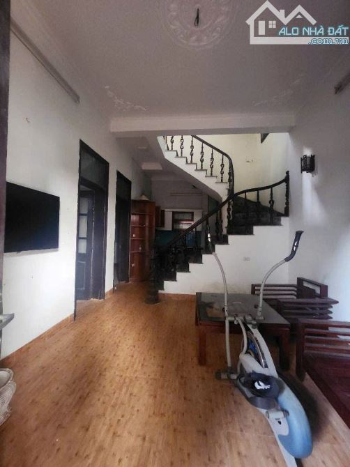 SIÊU PHẨM BÁN ĐẤT TẶNG NHÀ 2 TẦNG - DT60M2 - MT RỘNG - 10M RA Ô TÔ - FULL NỘI THẤT - 2