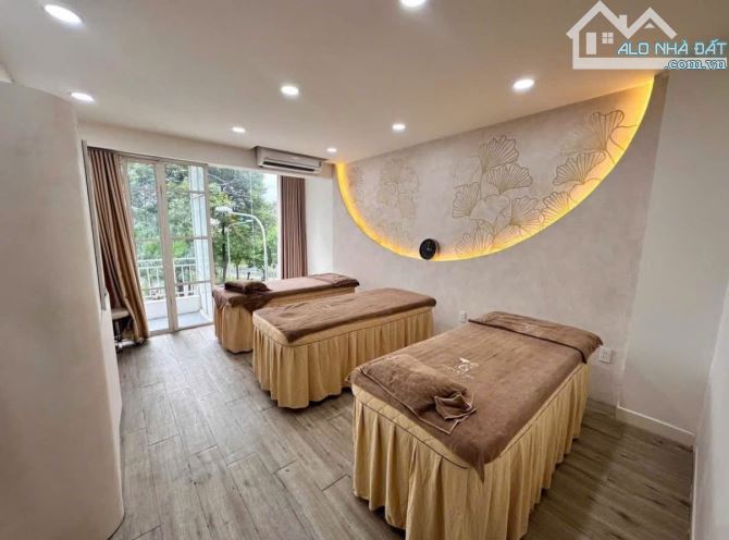 Cho thuê nhà Nguyễn Đình Chiểu Quận 1 DT 4x18m trệt 3 lầu giá thuê 55 triệu/tháng - 2