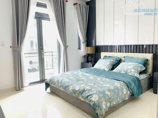 Bán tòa CHDV cao cấp mặt tiền  Bùi Thế Mỹ, Quận Tân Bình, DT: 6x26m, 6 tầng, giá 22,5 tỷ T - 2