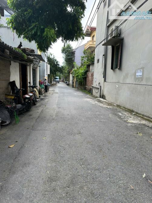 BÁN GẤP 64M ĐẤT THỔ CƯ XÃ THANH TRÌ P.LÔ ÔTÔ TRÁNH KINH DOANH CHỈ 6.8 TỶ - 2