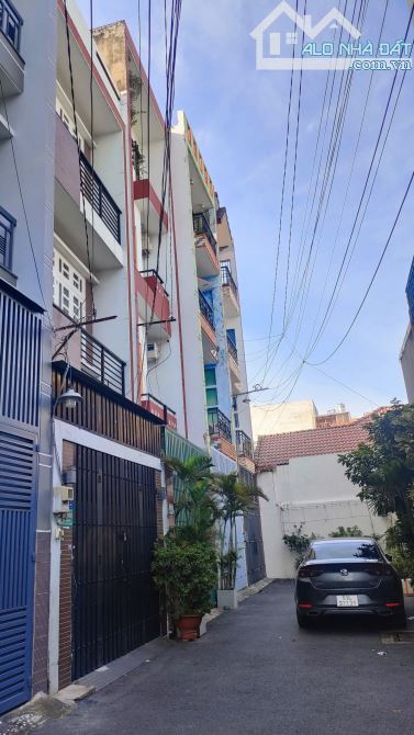 NHÀ 2 MT 1 ĐỜI CHỦ - HẺM XE HƠI - 56M2 - 4x14 - NGAY EMART PHAN HUY ÍCH - NHỈNH 3 TỶ - 2