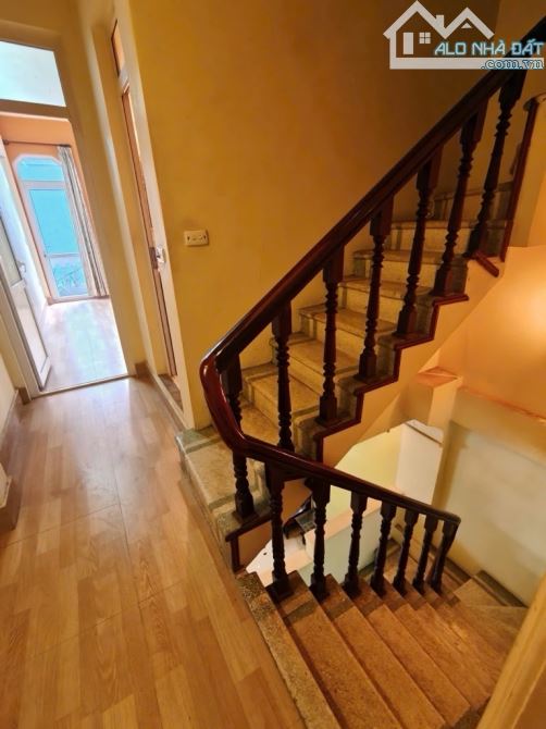 Hào Nam, Đống Đa, Dân Xây, 3 Gác Tránh, Vài Bước Ô Tô, 54m2x4T, Mt 4m, 11 Tỷ - 2